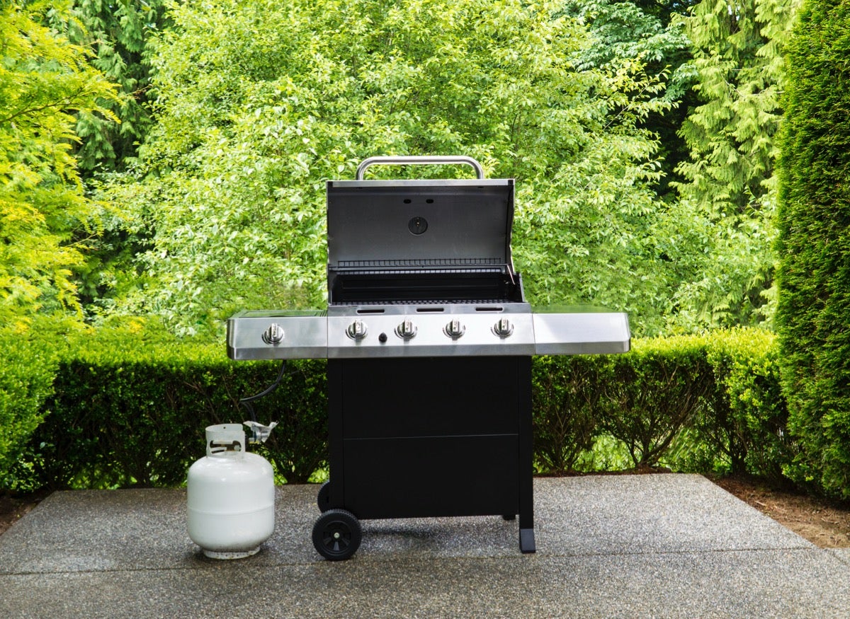 16 Reasons You Really Need to Do a Better Job Cleaning Your Grill