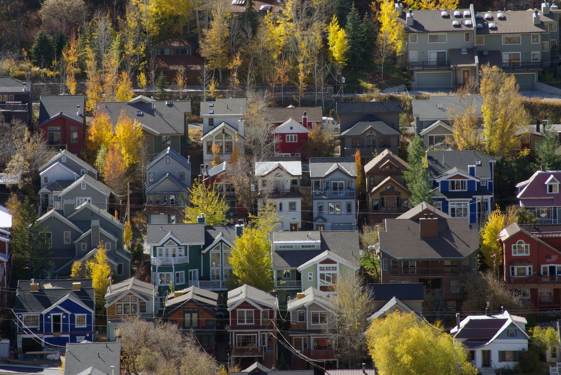 vue aérienne des maisons de ville de Park City dans l'Utah