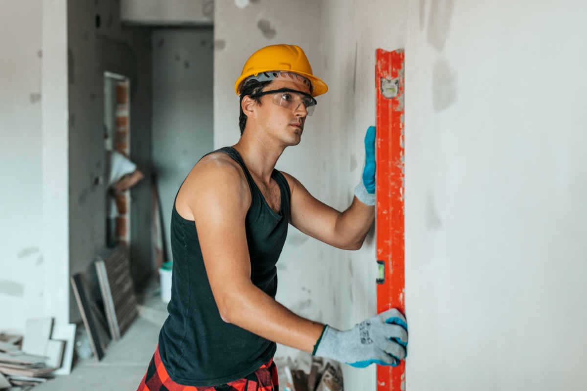 finition des murs du sous-sol