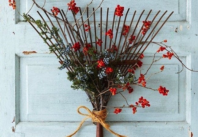 Repurposed Rake Projects - Wreaths