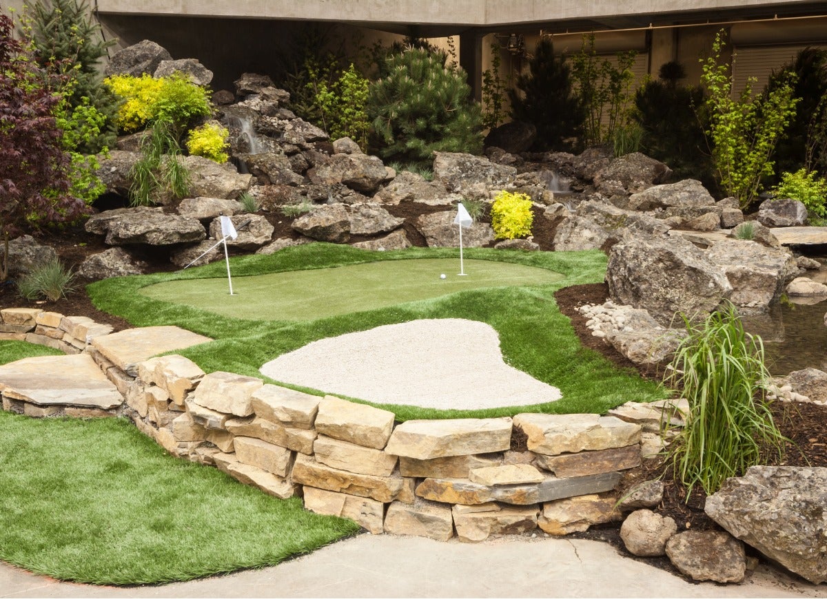 11 Backyard Putting Greens That’ll Make Your Neighbors Envious