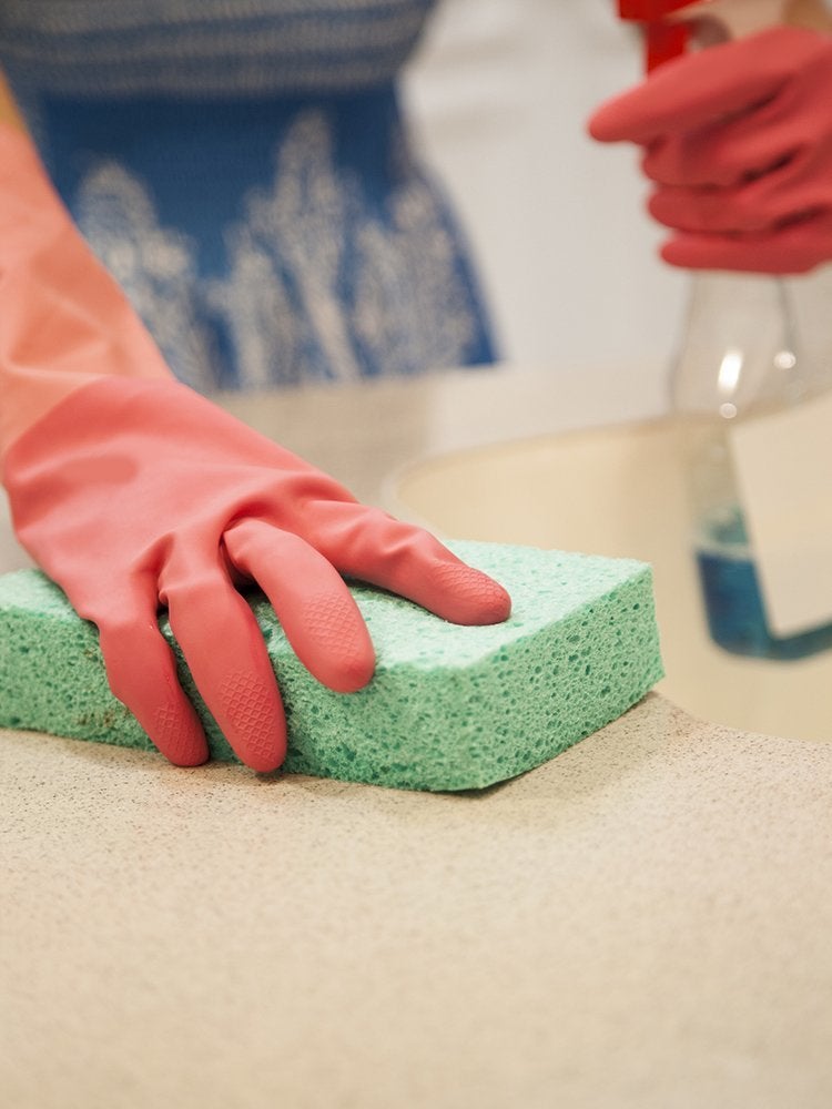 11 Mistakes You’re Making With Your Kitchen Sponge