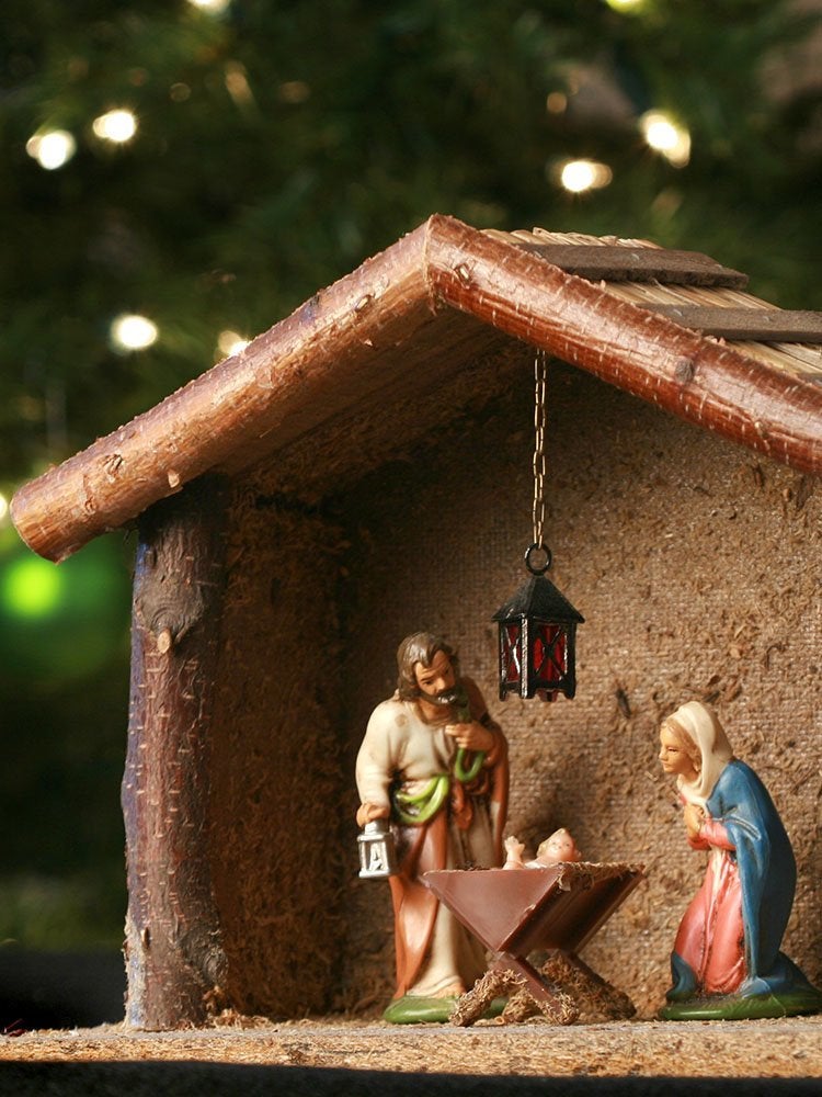 20 Surprising Stories Behind Popular Christmas Decorations