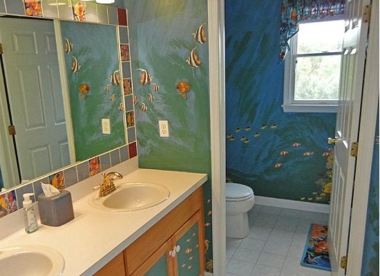 8 Fresh Designs for Kids’ Bathrooms