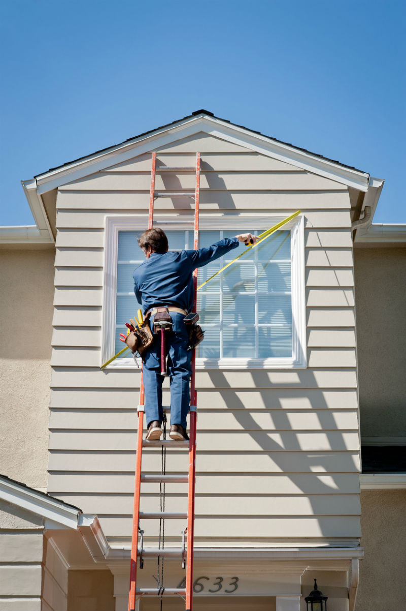 When Measuring for Replacement Windows, Check That They're Square