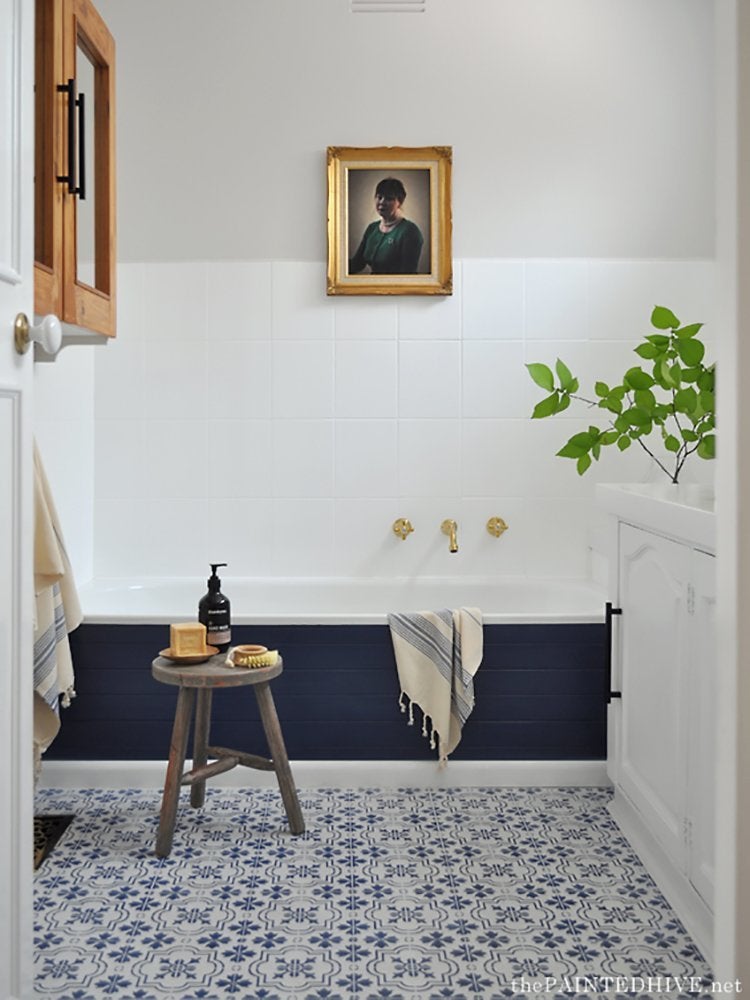 10 Bathroom Improvements That Only Took Paint