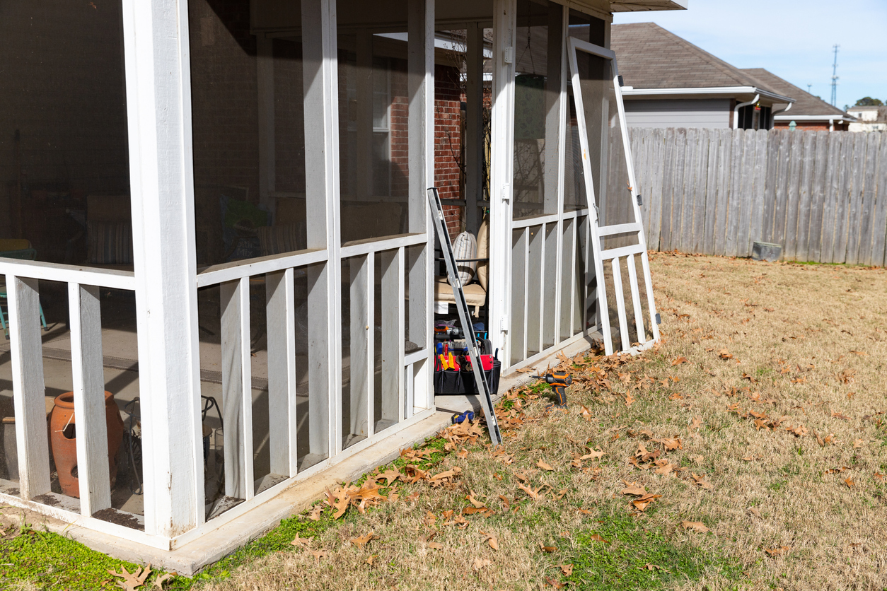 screen in porch