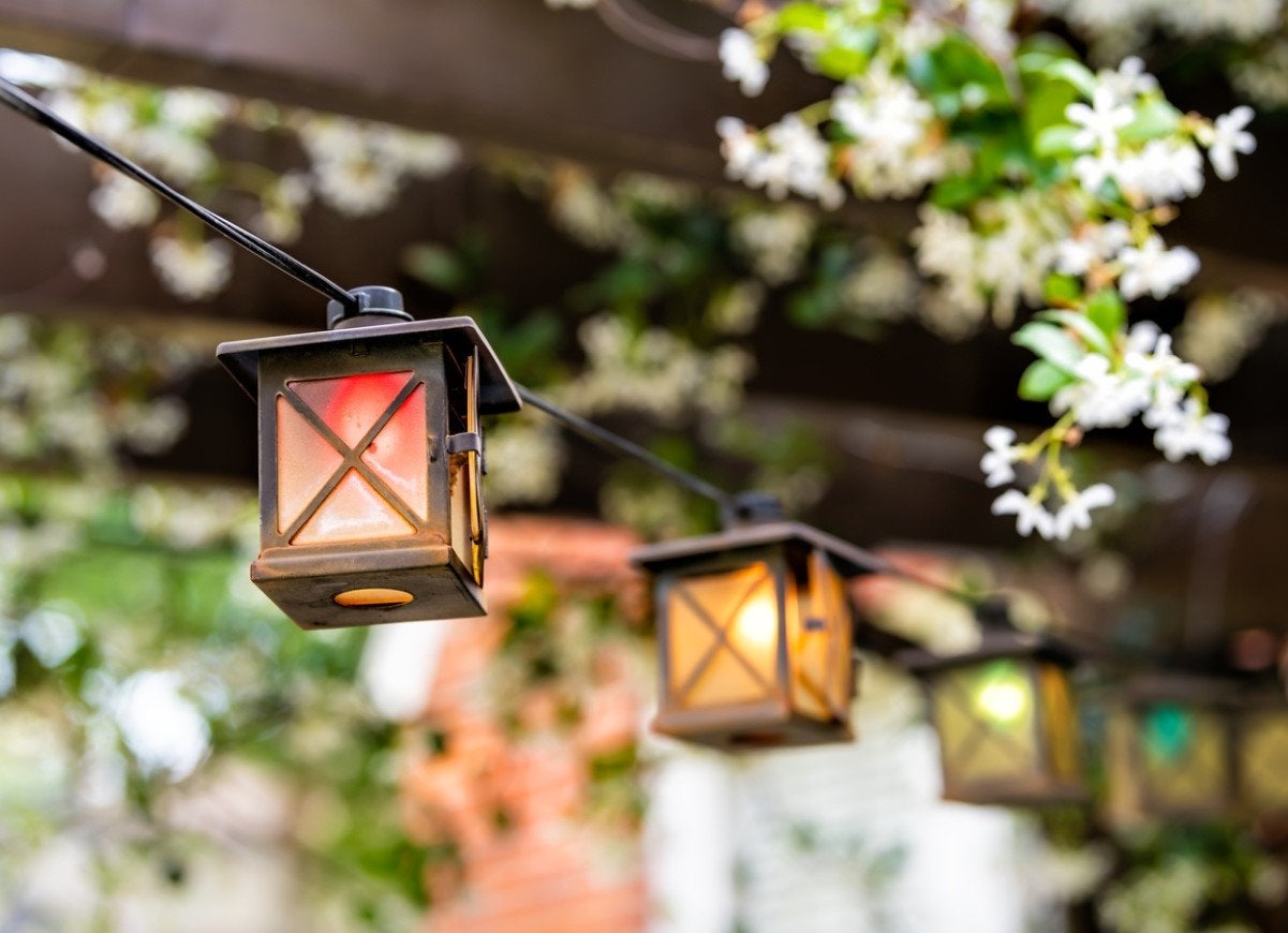 13 Beautiful Ways to Style a Backyard Pergola