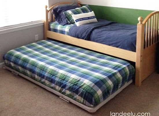 9 Inventive Ways to Build an Extra Bed