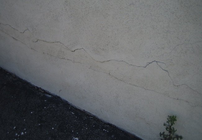 How to Maintain Stucco - Repair Area