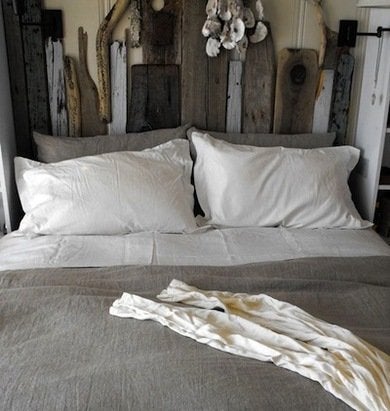 15 Ways to Use Salvaged Wood in Your Home