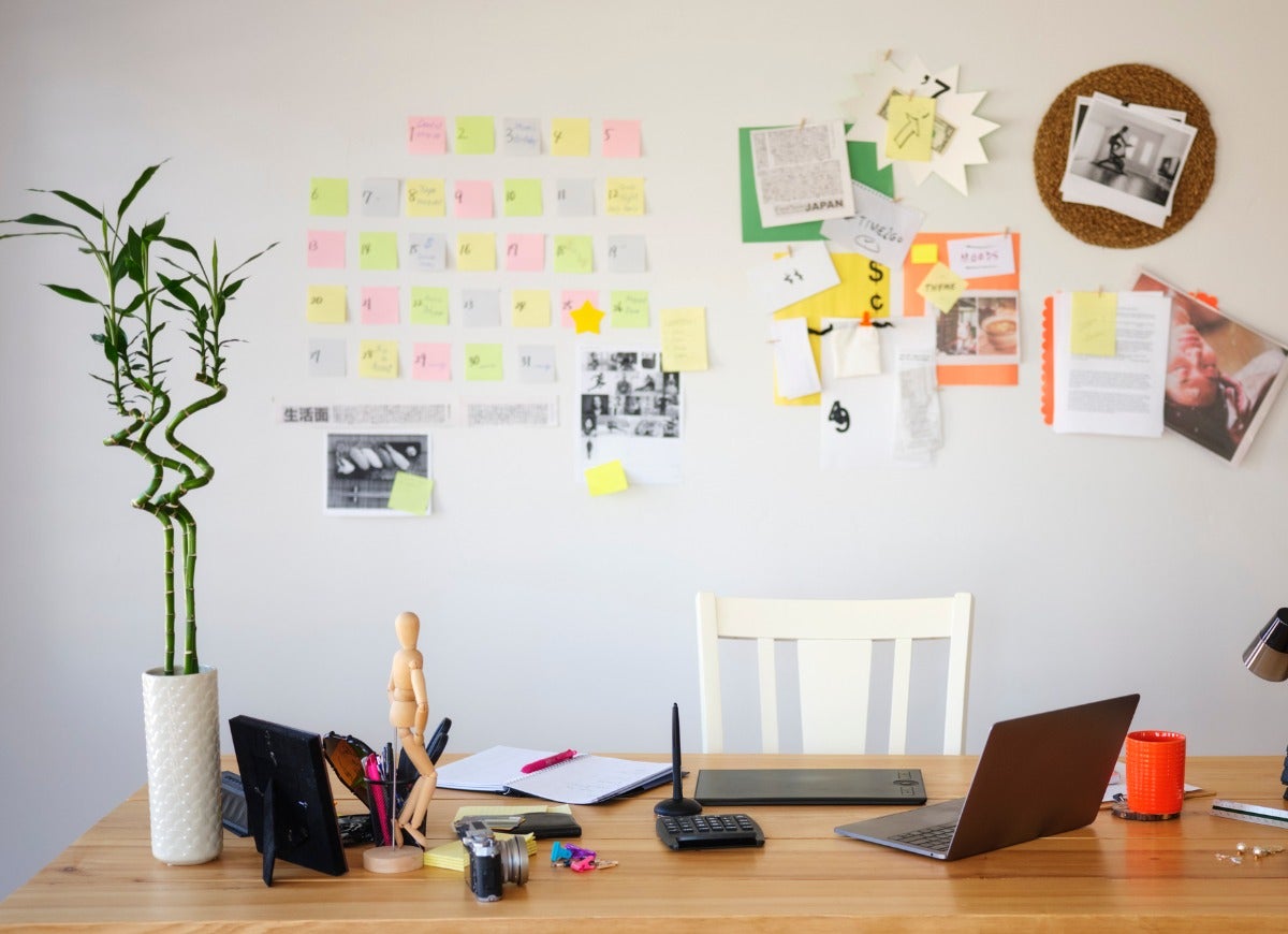 15 Ways to Personalize Your Home Office for the Ultimate WFH Setup