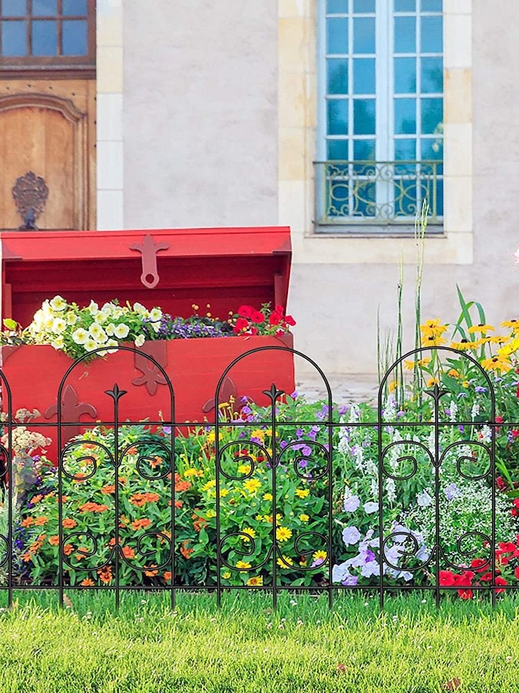 11 Garden Fence Ideas That Will Complement Any Landscape