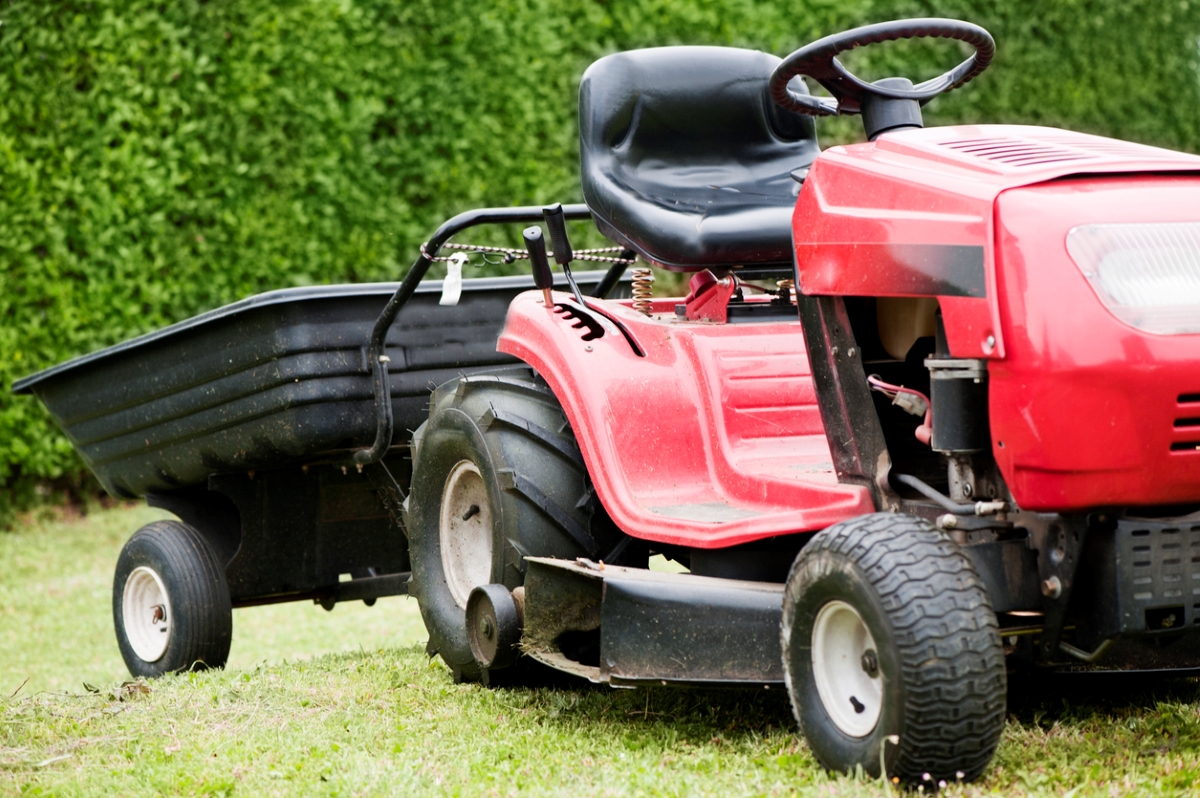 Lawn mower with paracord