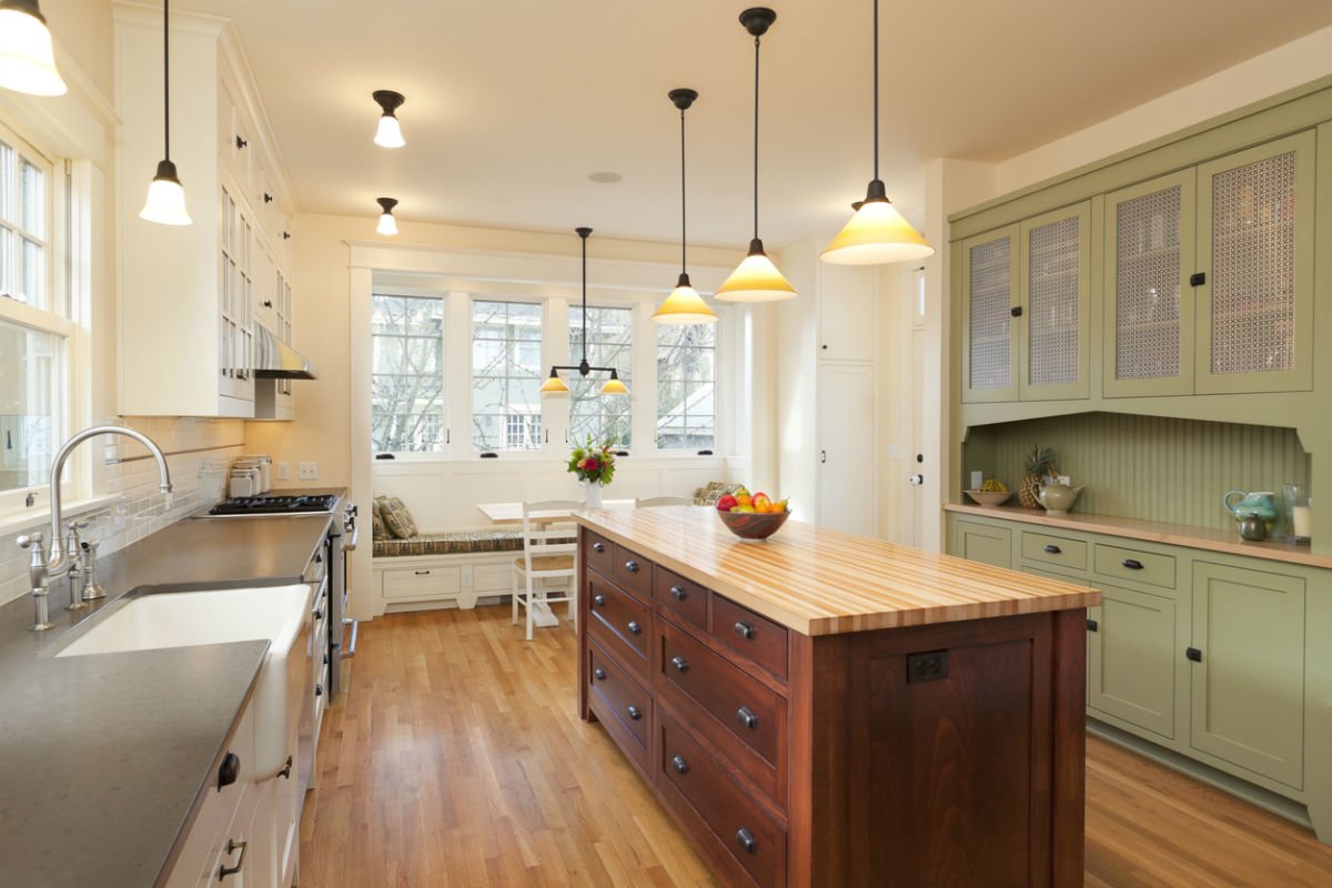 7 Things to Know Before Putting Wood Flooring in the Kitchen