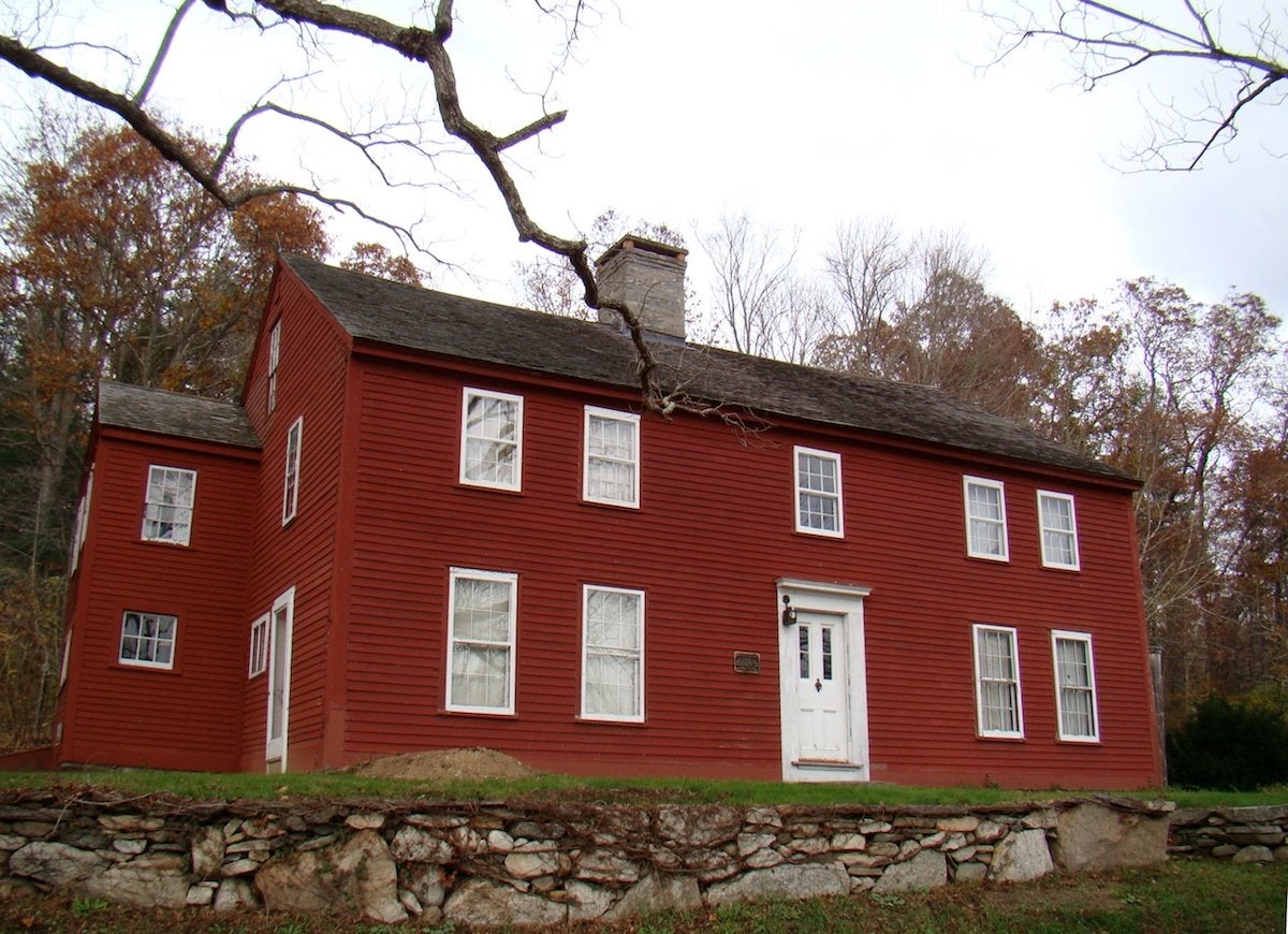 15 Saltbox Houses Worth Their Salt