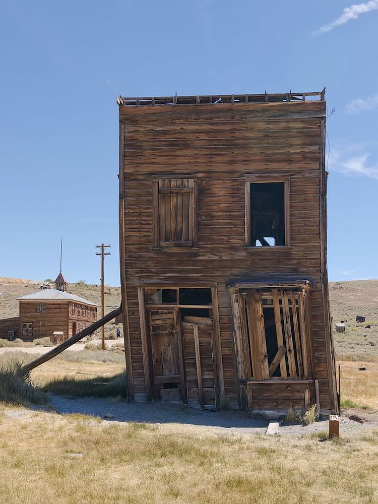 10 American Boom Towns That Became Ghost Towns