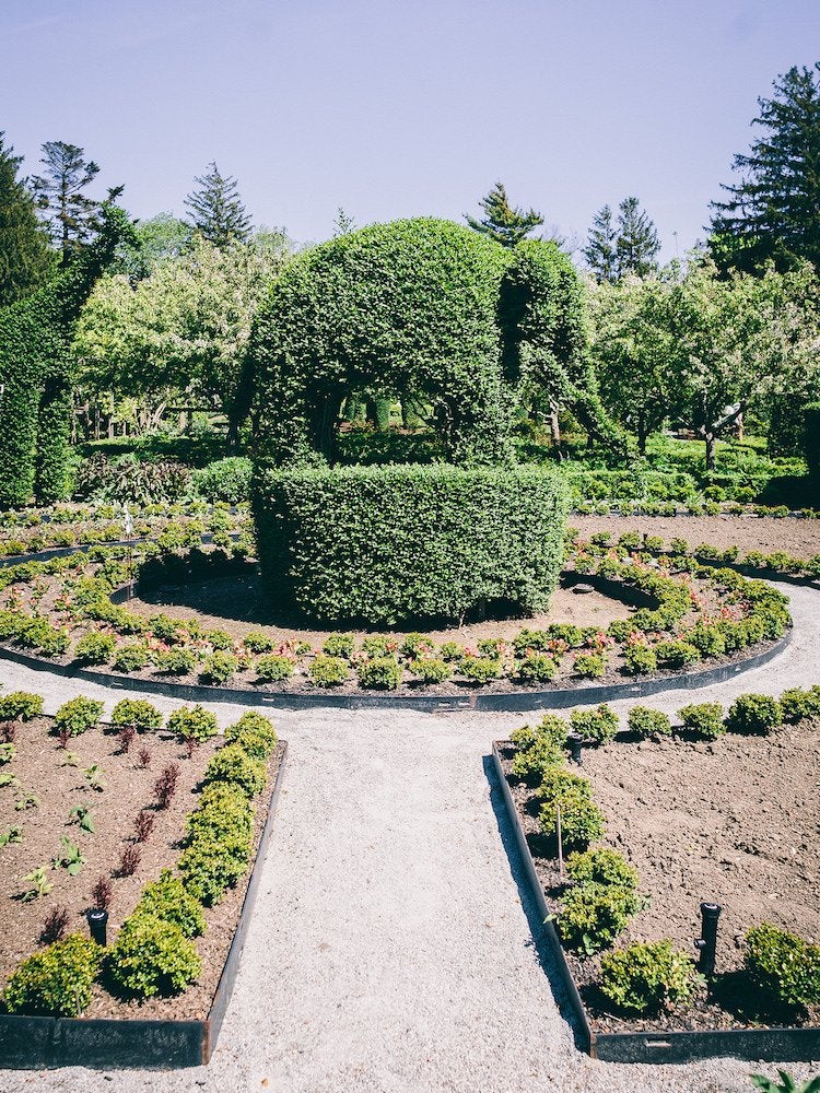 20 Places You Need to See If You Love Plants