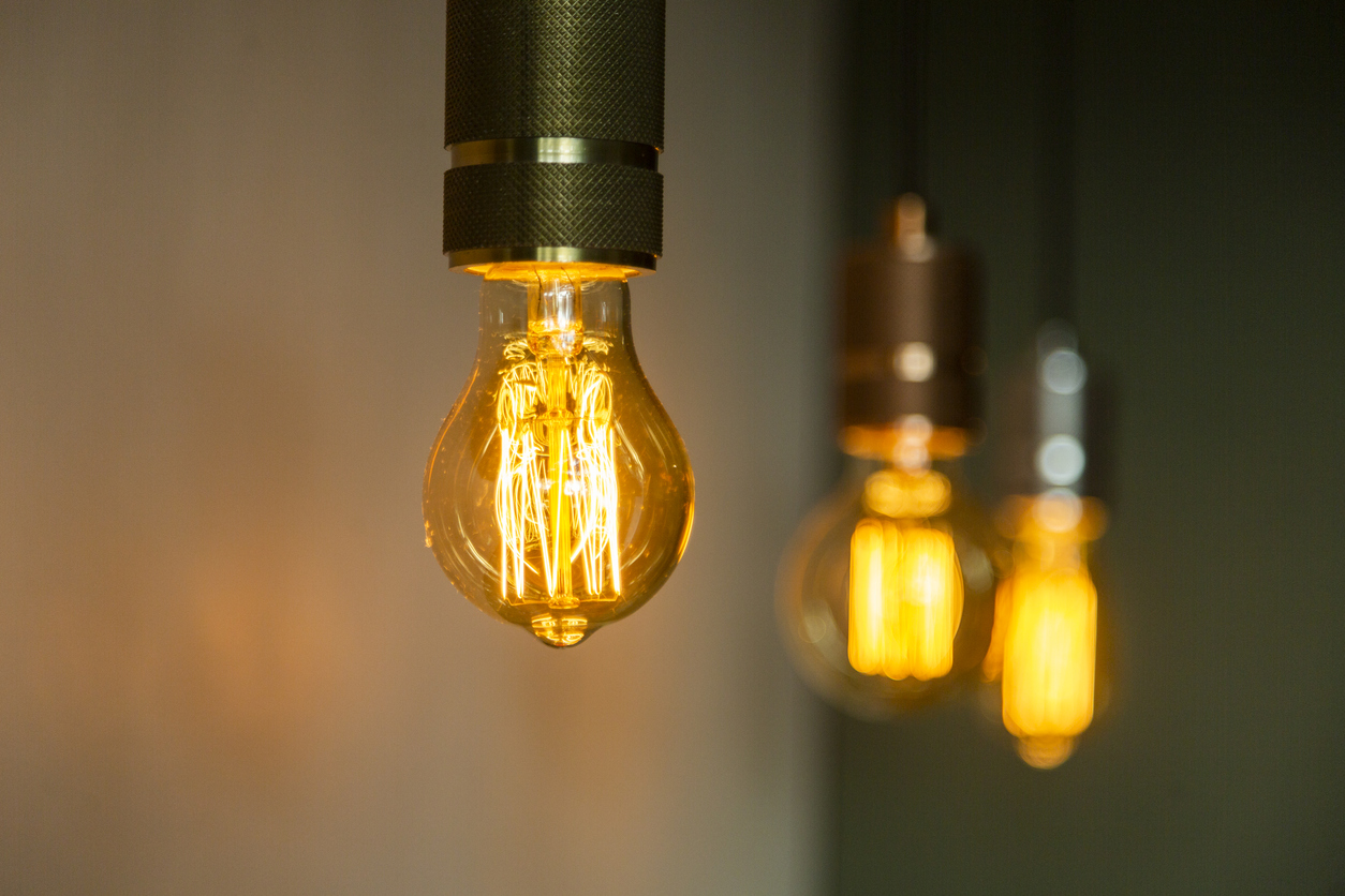 decorative incandescent lightbulbs