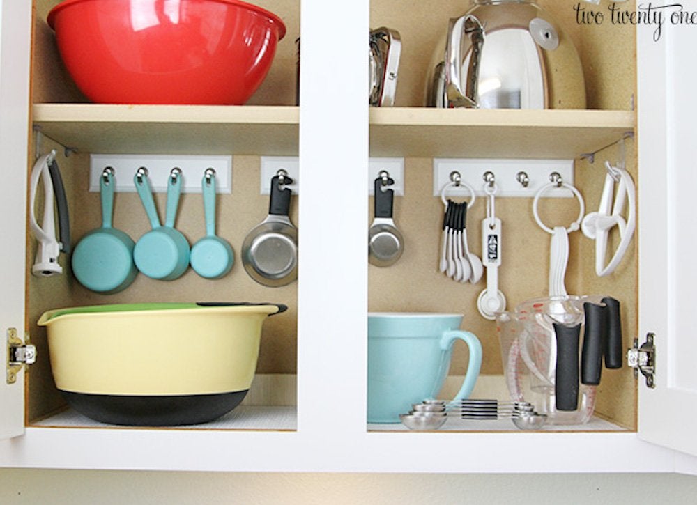 11 “Zero Dollar” Ways to Organize Your Kitchen Cabinets