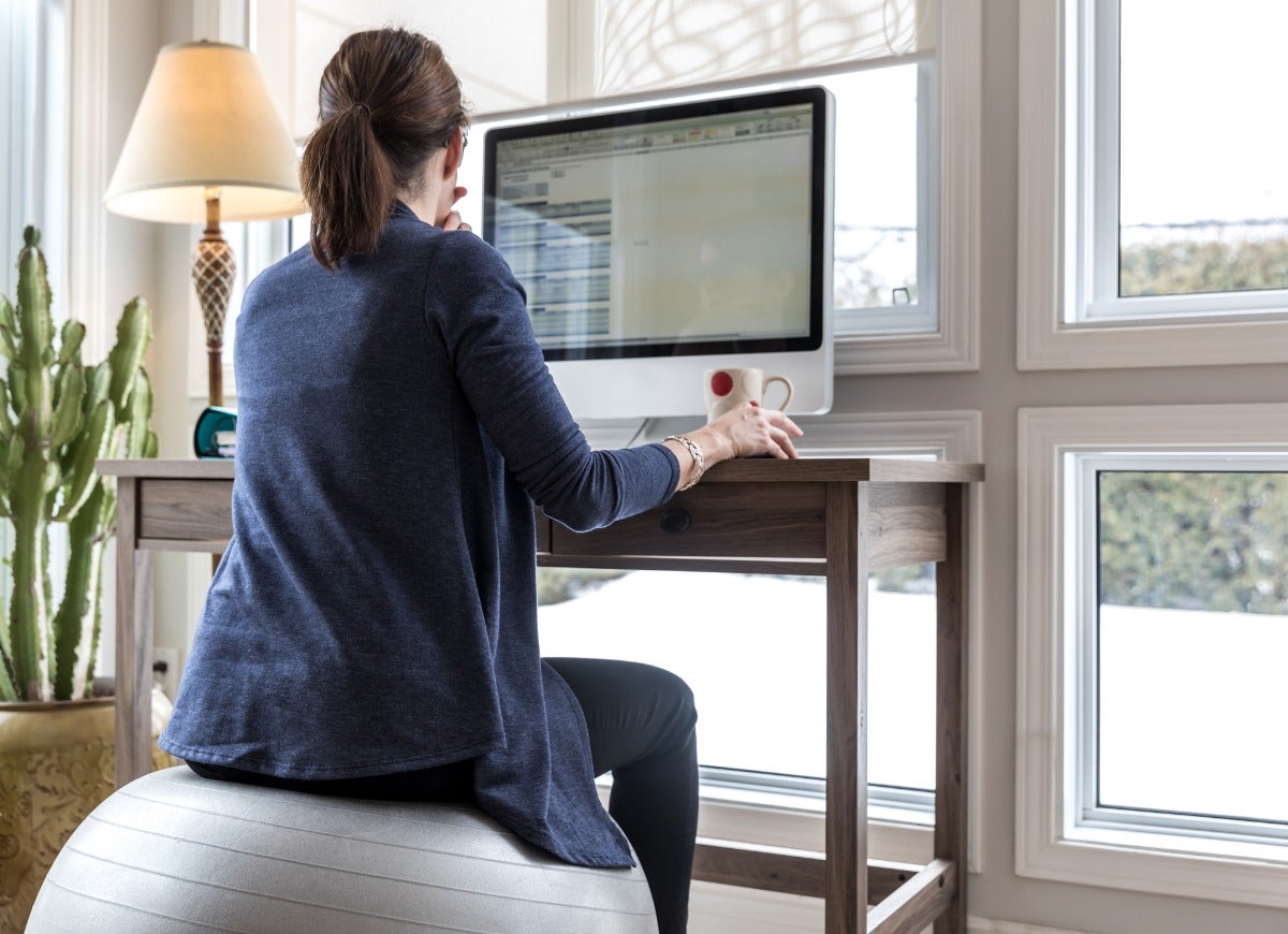 15 Ways to Personalize Your Home Office for the Ultimate WFH Setup