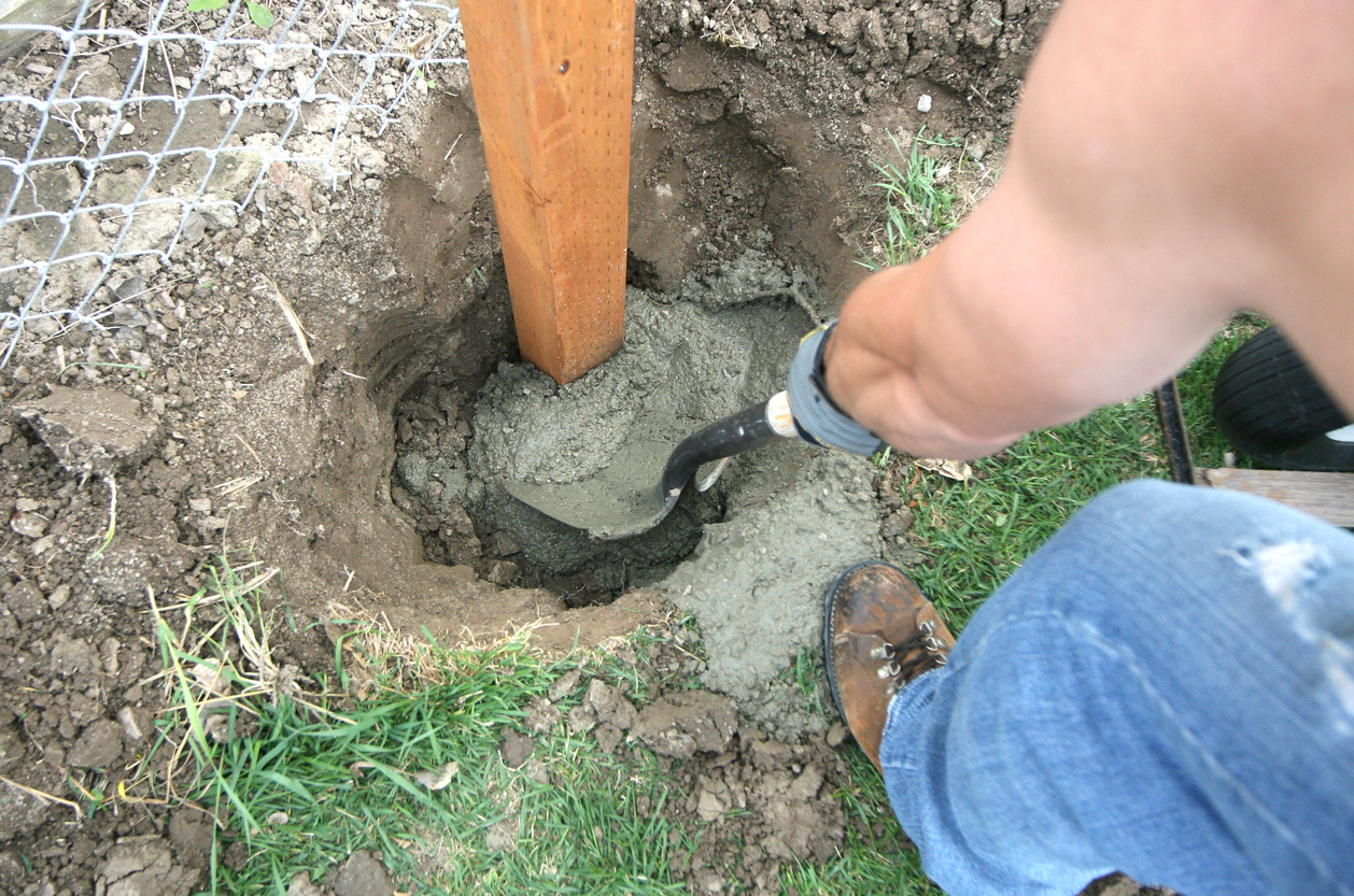 Fixing Fence