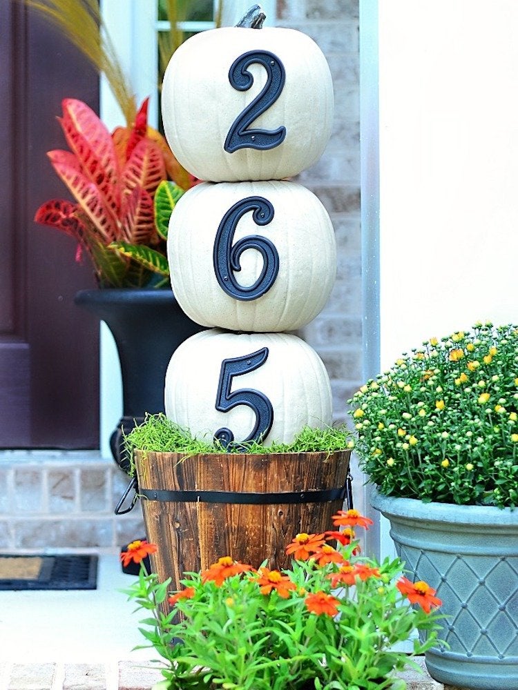 15 Easy DIYs for Instant Autumn Curb Appeal