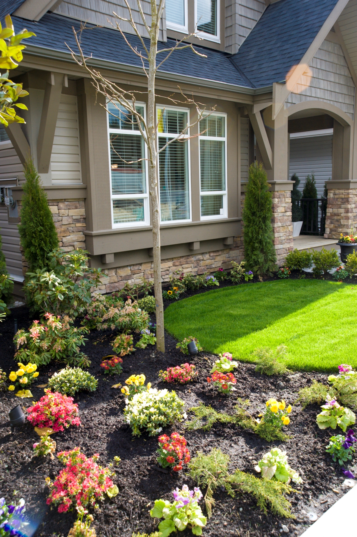 Spring front garden