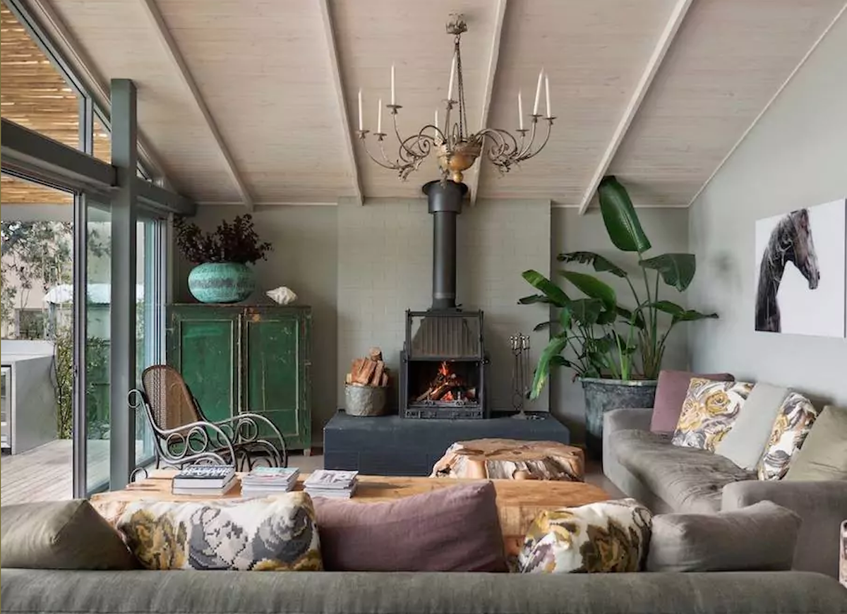 The 21 Most Stunning Fireplaces on the Internet