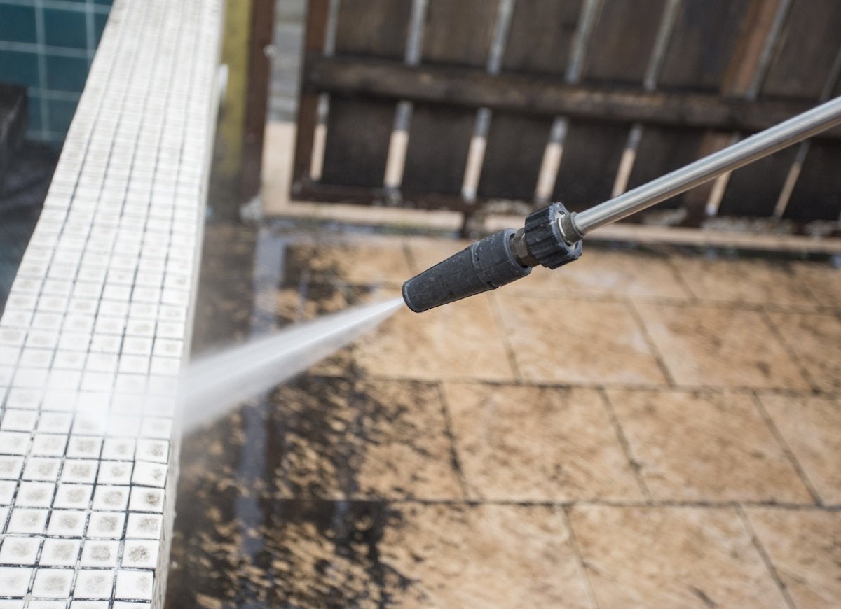 11 Mistakes Most People Make with a Power Washer