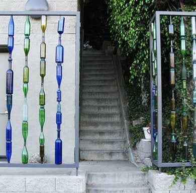 Recycled Fences: 8 Clever Ways to Put Salvage to Good Use