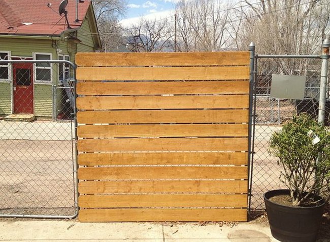 diy-privacy-fence-2