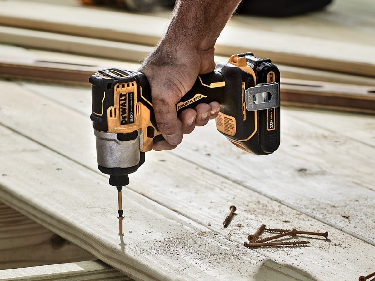 DeWalt 20V Power Tools In Action