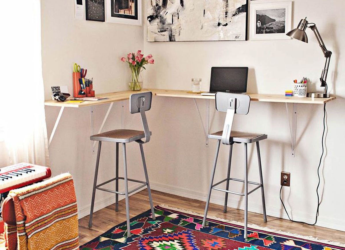 15 Easy Designs for a DIY Desk