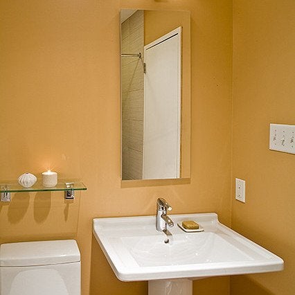 Tiny Bath? 8 Space-Smart Color Choices