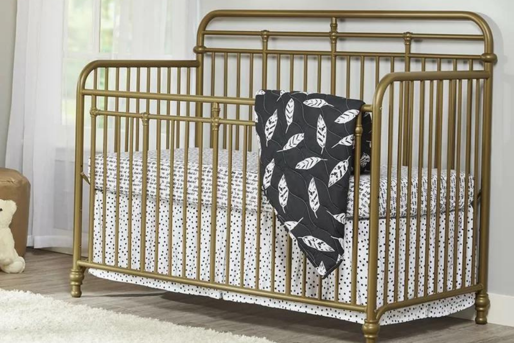 Deals Roundup 12:22 Option: Little Seeds Monarch Hill 3-in-1 Convertible Crib