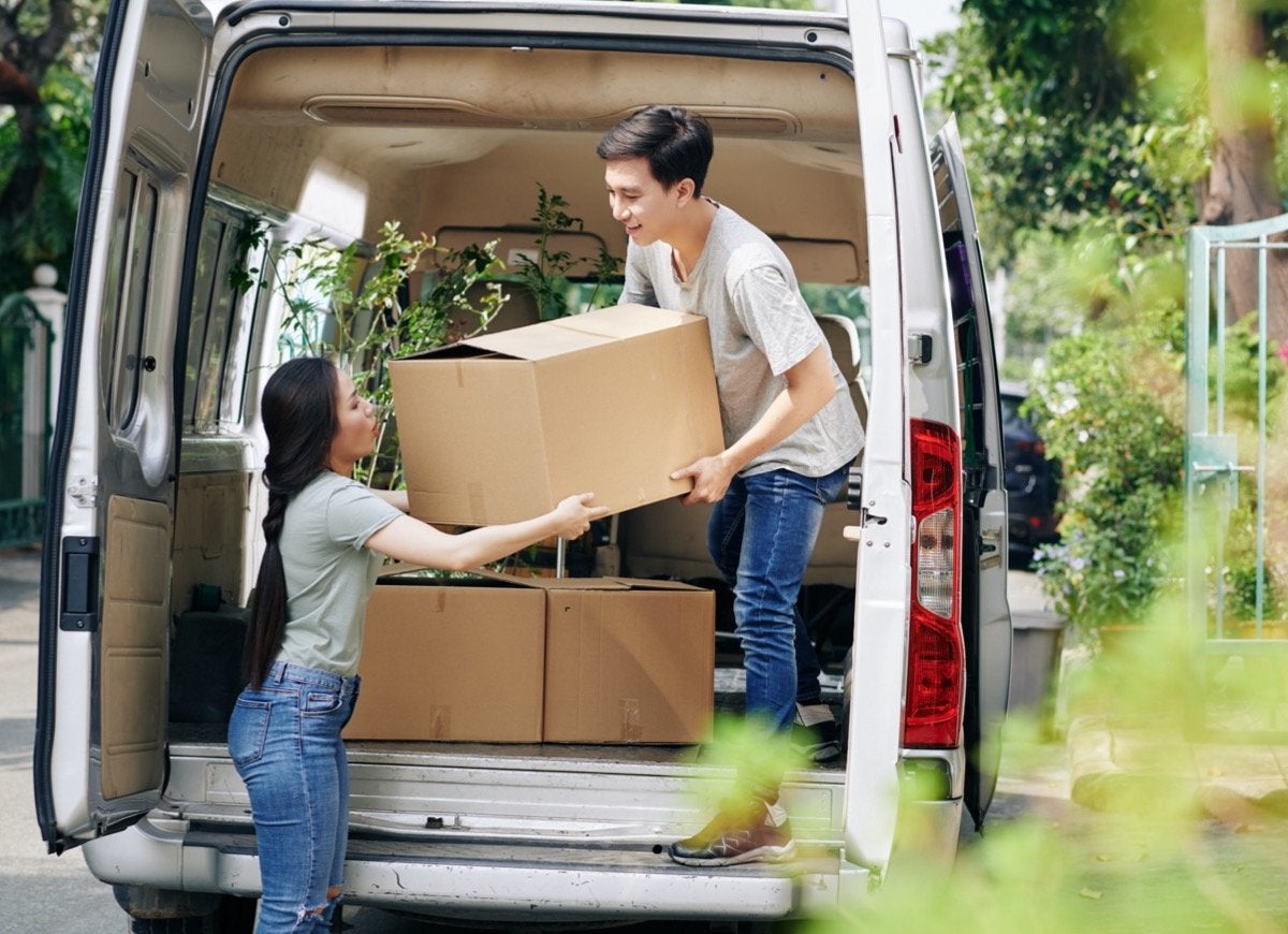 12 Tips and Tricks We Learned from Professional Movers