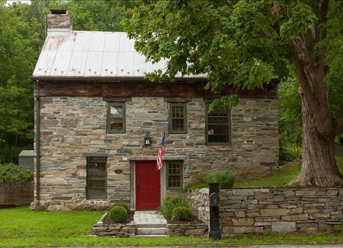 15 Saltbox Houses Worth Their Salt