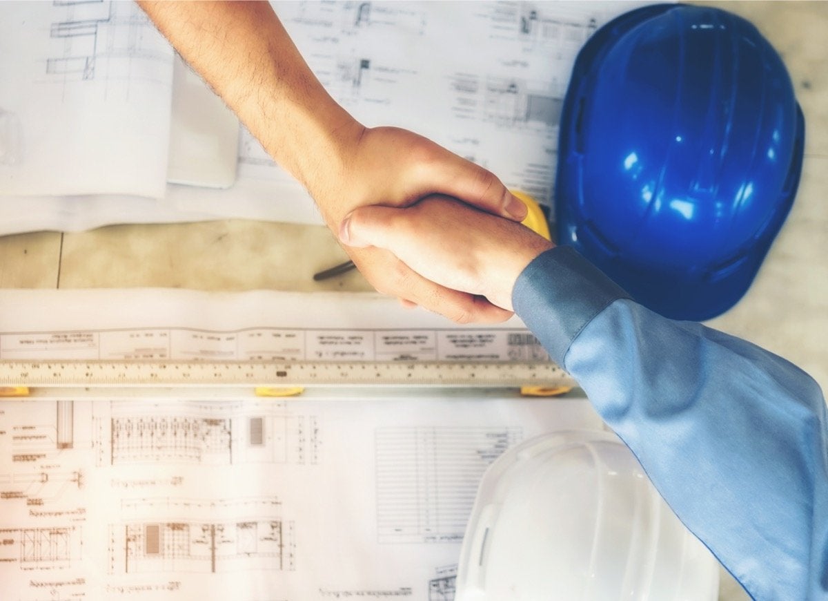 8 Ways You Can Help Your Contractor Hit the Project Deadline