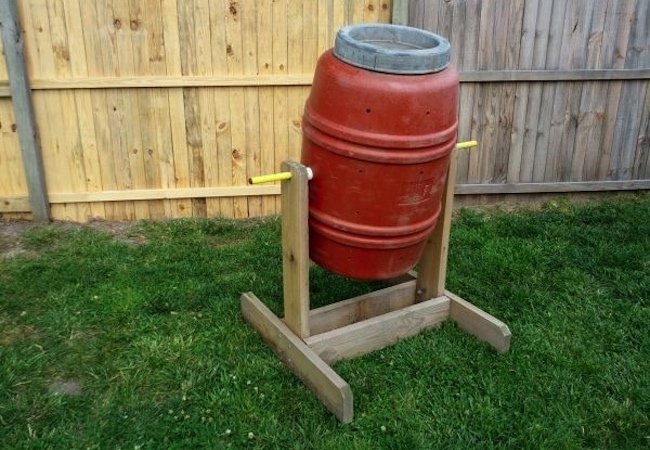 DIY Compost Bin - Tumbler