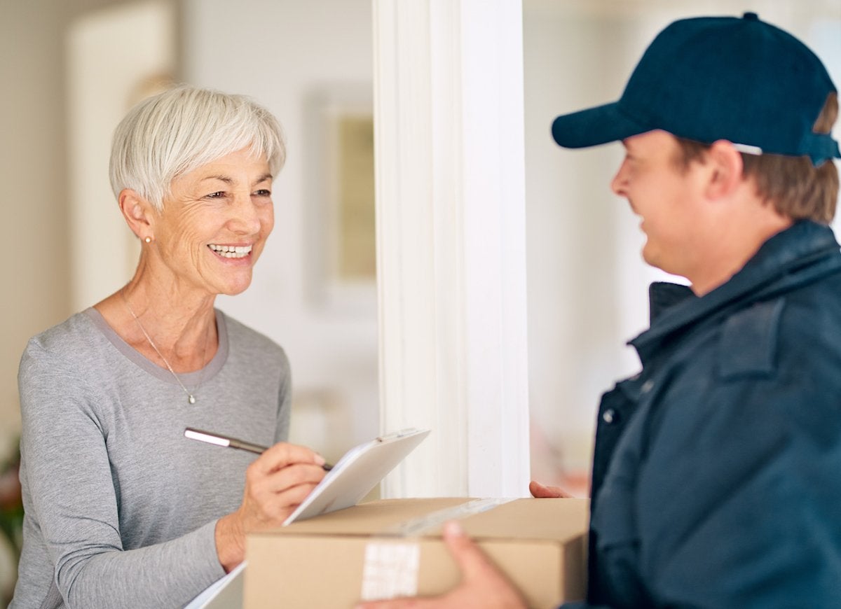 14 Things Your Mail Carrier Wishes You Knew