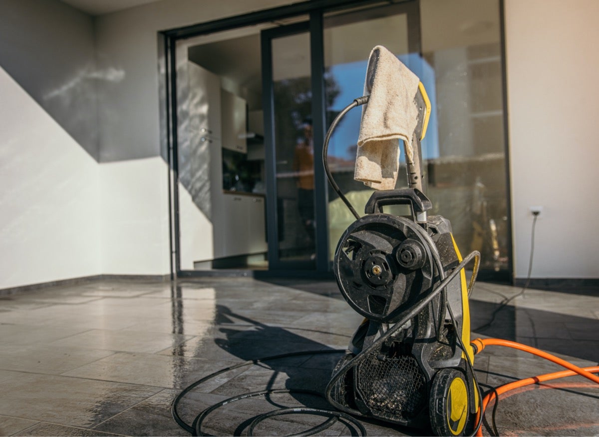 11 Mistakes Most People Make with a Power Washer