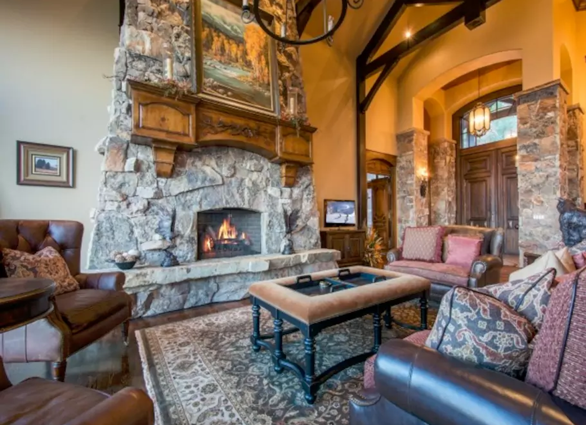 The 21 Most Stunning Fireplaces on the Internet