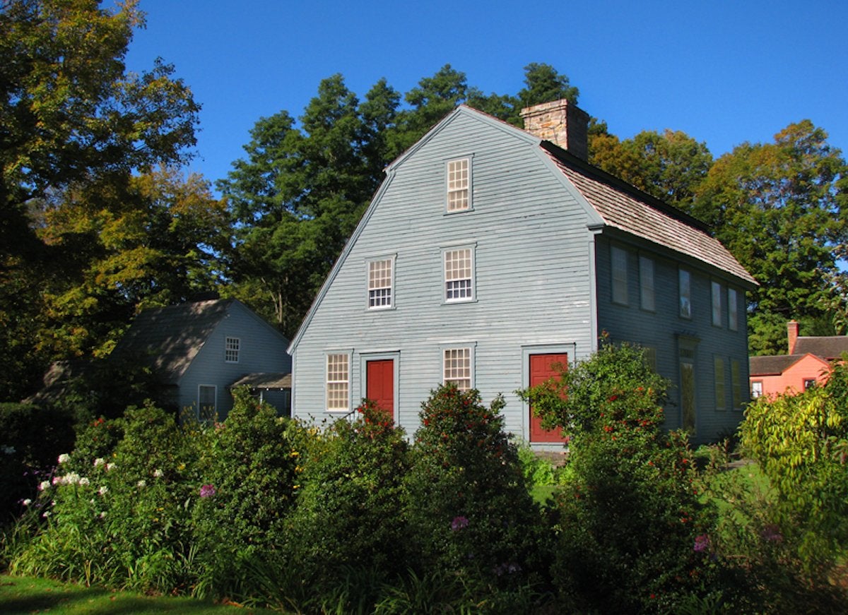 15 Saltbox Houses Worth Their Salt