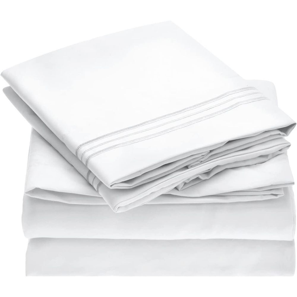 The Best Bedding Deals: Mellanni Queen Sheet Set