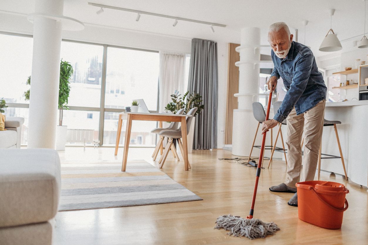 13 Mistakes People Make While Spring Cleaning