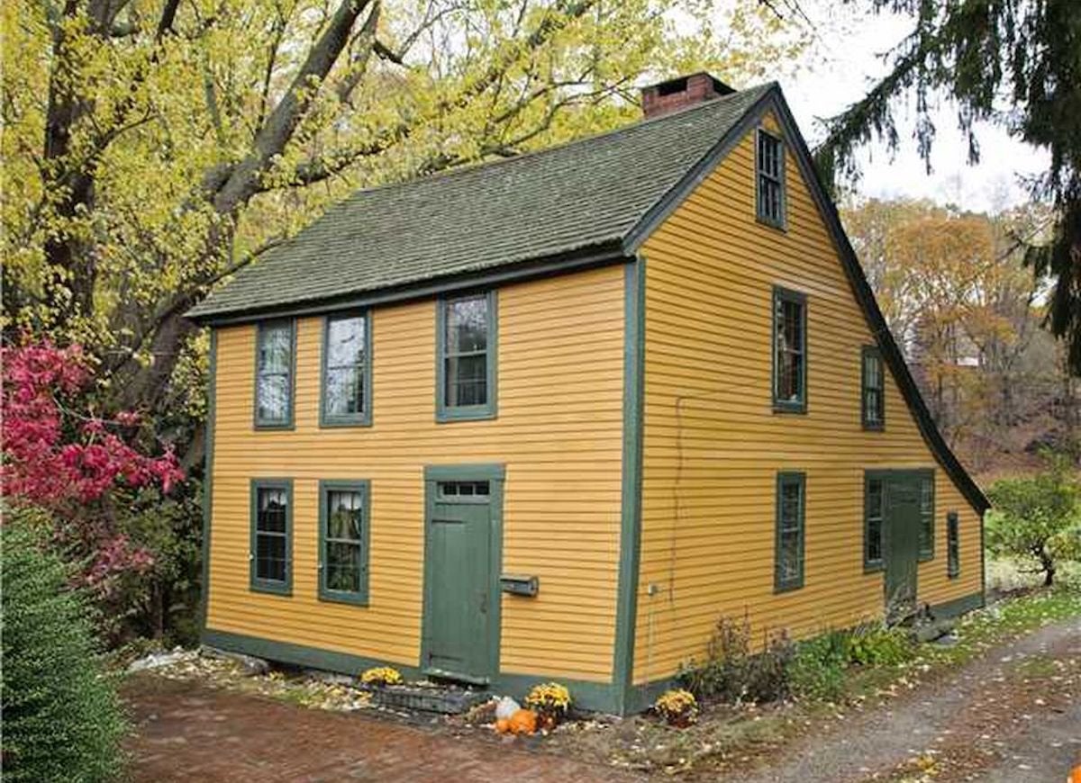 15 Saltbox Houses Worth Their Salt