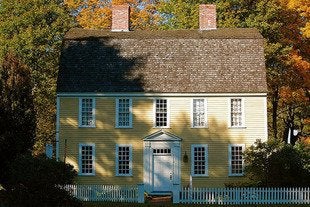 Bob Vila’s Guide to Historic Paint Colors