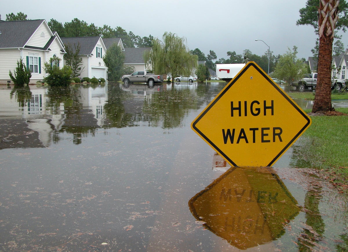 9 choses à ne jamais faire pendant une inondation