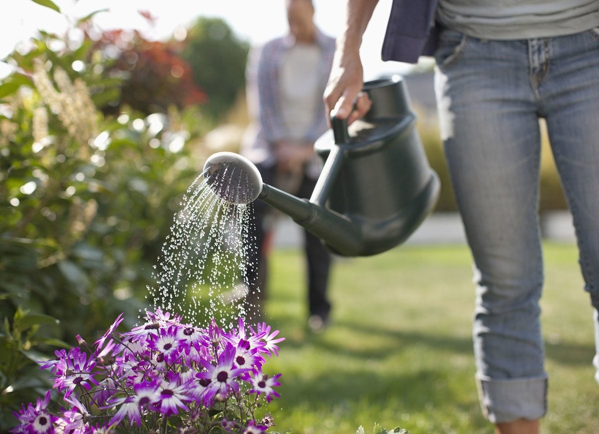 10 Easy Ways You Can Be a Better Neighbor